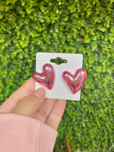 Load image into Gallery viewer, heart teardrop stud
