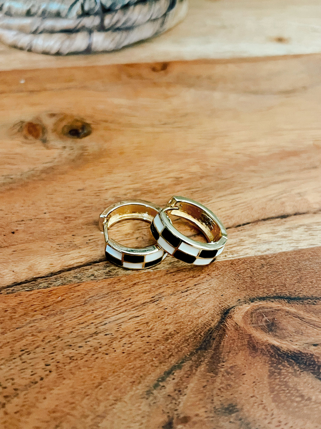Checkered Hoop