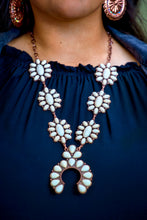 Load image into Gallery viewer, Danielle Squash Blossom
