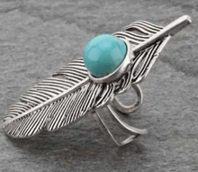 Load image into Gallery viewer, Boho feather ring
