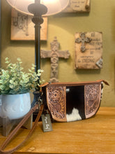 Load image into Gallery viewer, Cowgirl Swoop Bag
