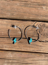 Load image into Gallery viewer, Western Thunder Bolt Hoops
