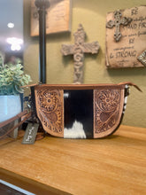 Load image into Gallery viewer, Cowgirl Swoop Bag
